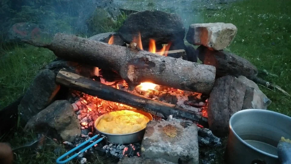 Trail cooking